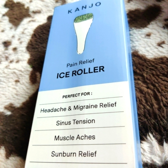 Kanjo Soothing Ice Roller Helps de-puff skin Migraines Pain Relief! New in box! - Picture 12 of 13